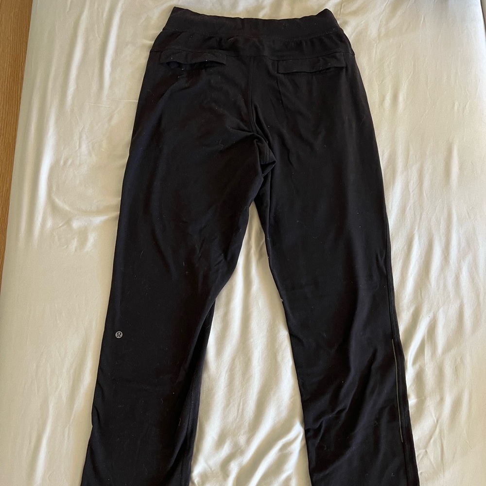 Lululemon Mens Straight Leg Sweatpant medium used